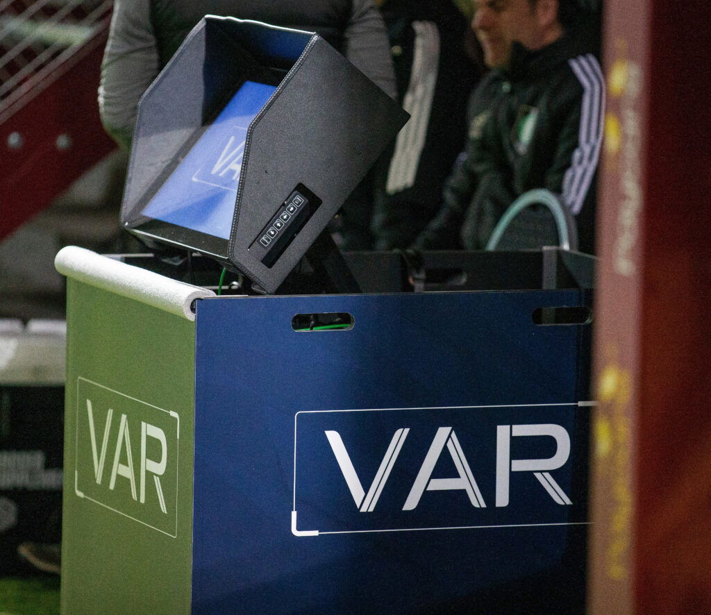 VAR