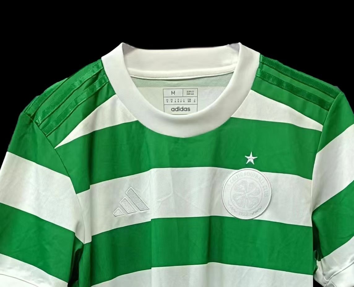 Adidas bizarrely put 2023/24 Celtic home kit socks on sale - and fans think  they look like 'snakeskin hoops