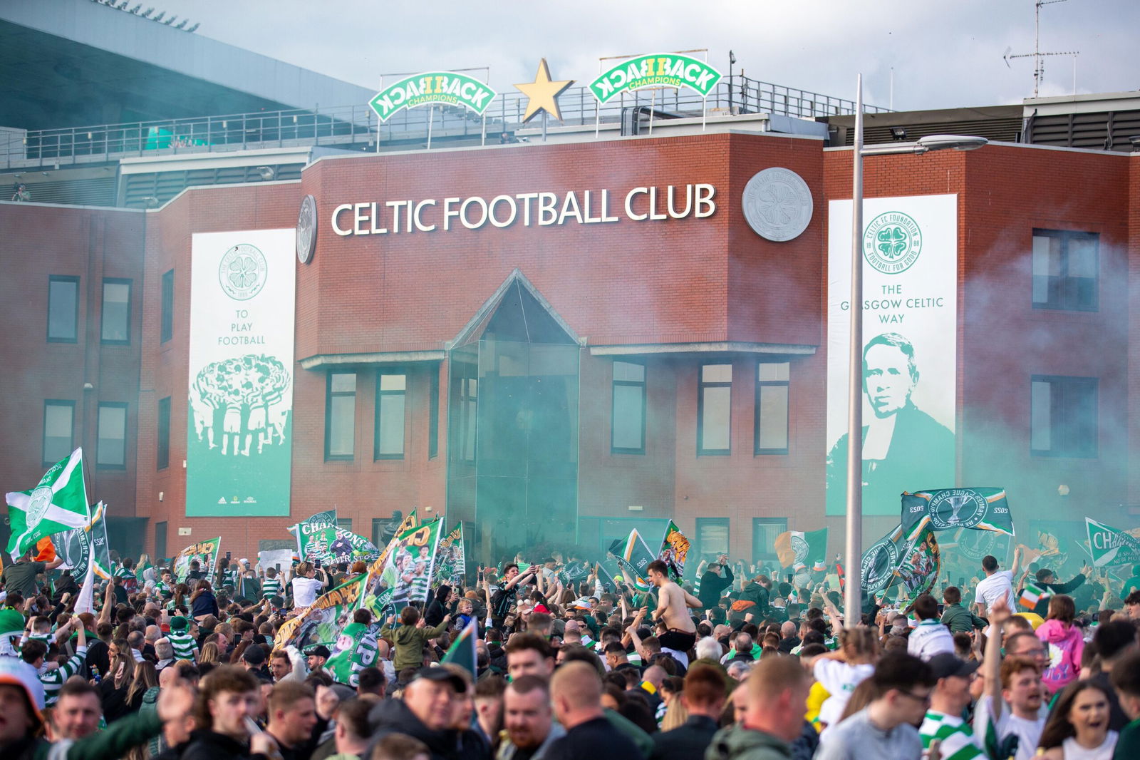 Celtic's incredible fan display for title celebrations on SPFL