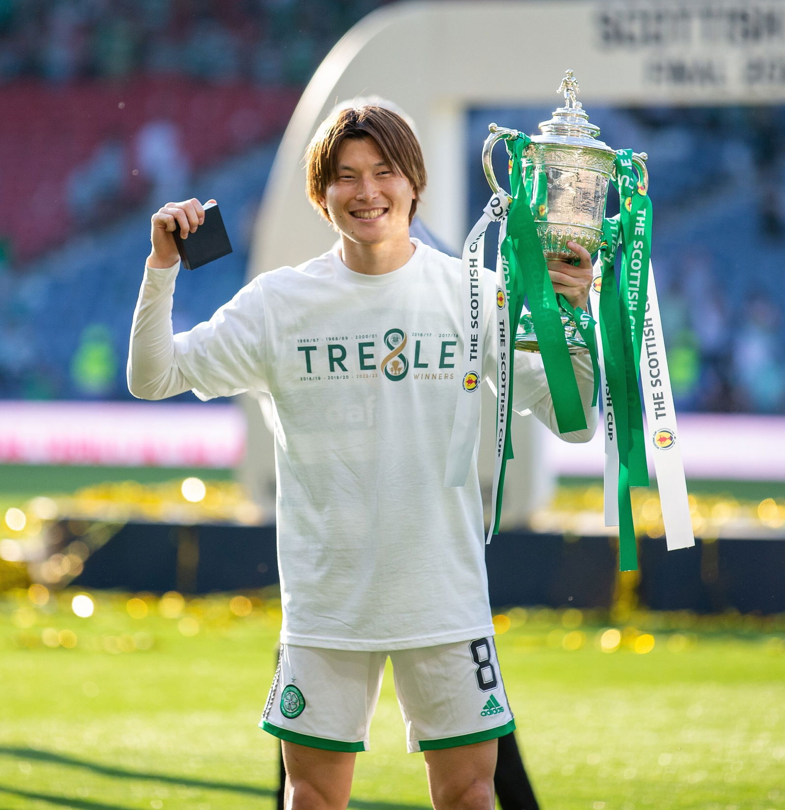 Kyogo Furuhashi signs new Celtic deal