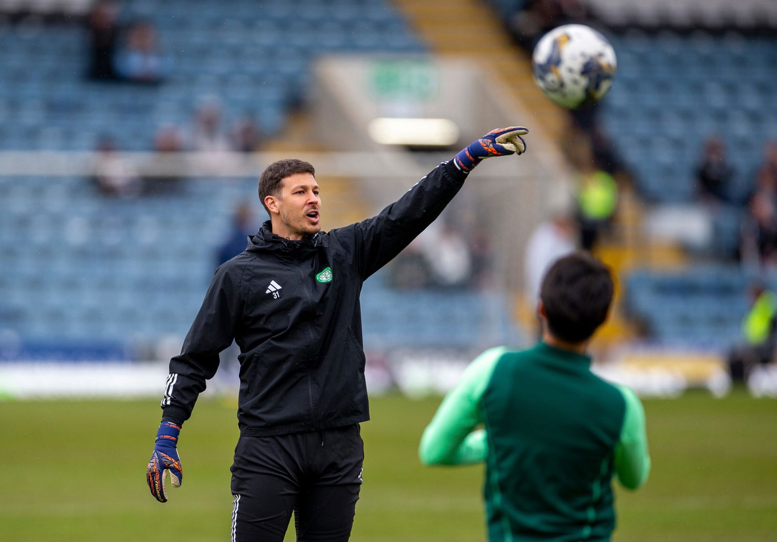 Benji Siegrist Pictured With Celtic Cult Hero Down Under | Latest ...