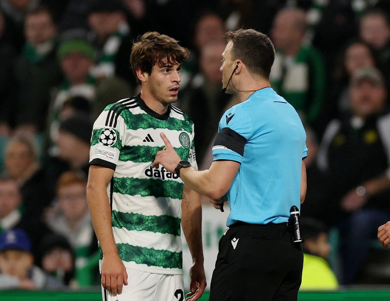 Écharpe De Supporters Celtic – Football – Match Celtic Vs Benfica