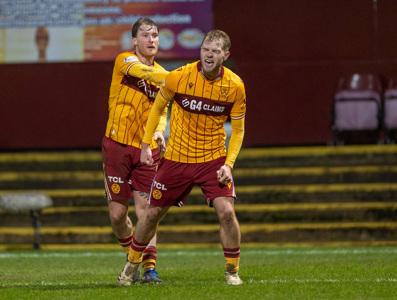Celtic fc Stephen Welsh on loan at motherwell scores against Rangers