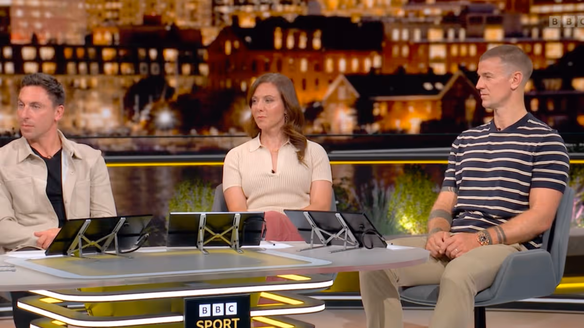 Scott Brown and Joe Hart Share Class BBC Banter After Scotland Victory Scott Brown and Joe Hart Share Class BBC Banter After Scotland Victory